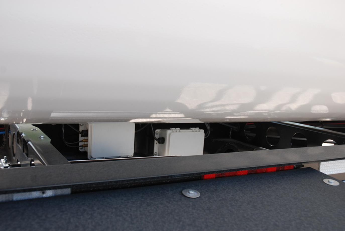 SmithCo Heavy-Duty Side Dump Trailer | Model SX4-49-36 | Frame Length 49' | Tub Length 36' | Electric/Hydraulic Control Valve