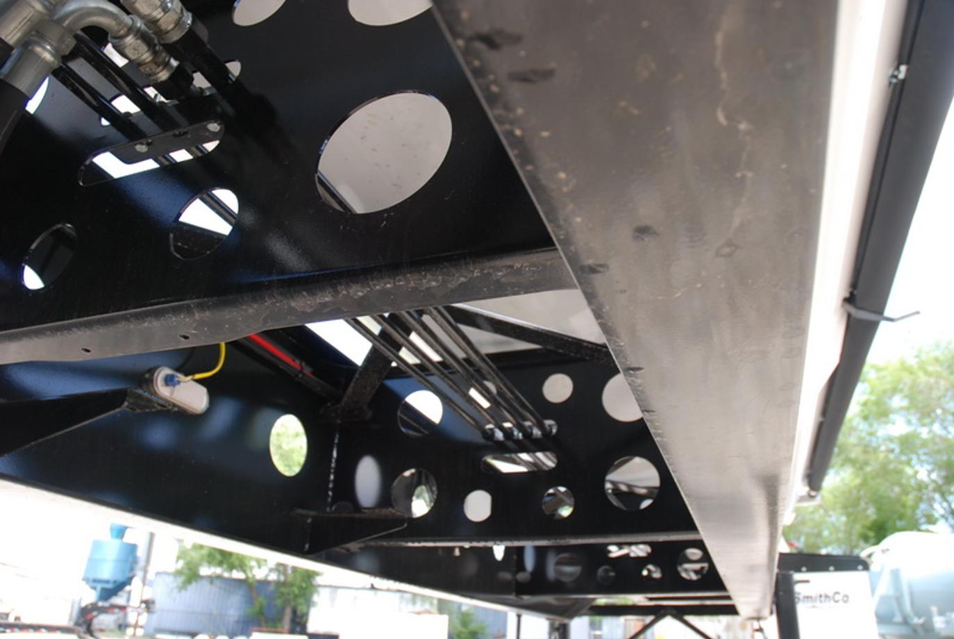 SmithCo Heavy-Duty Side Dump Trailer | Model SX4-49-36 | Frame Length 49' | Tub Length 36' | Electric/Hydraulic Control Valve