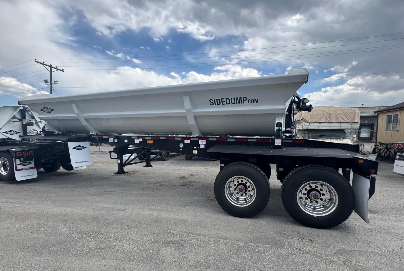 SmithCo Side Dump Trailer | Model SX2-3024P | Frame Length 30' | Tub Length 24' | Overall Width 102"
