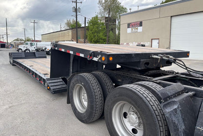 XL Specialized Lowboy Trailer | Model 80 HDGS | Overall Length 48' | Overall Width 102" | Capacity 40 Tons