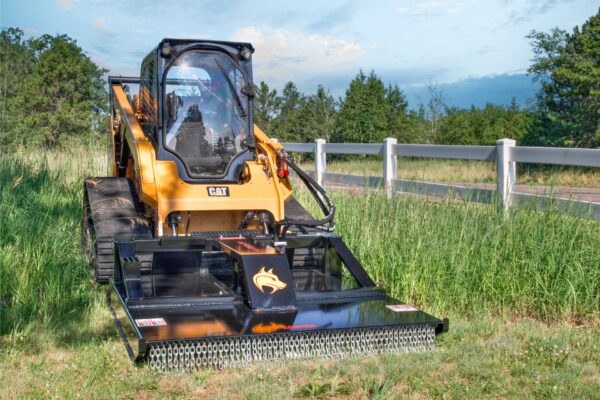 Brush Wolf Closed Front / Heavy-Duty Brush Cutter Series | Cutting Width 60", 66", 72" & 78" inches | Hydraulic Flow Range	10-40 GPM | For Skid Steer