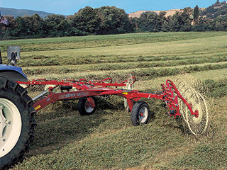 Sitrex V-Type Wheel Rake | Models QR8, QR10 & QR12 | Working Width 16’–24’6” | 30–50 HP | For Tractors