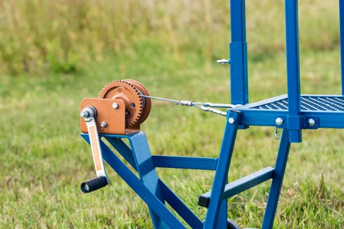 Sydell Winch Blocking Stand | #0750 | 20" x 48" Deck | For Adjustable Sheep & Goat Show Stand