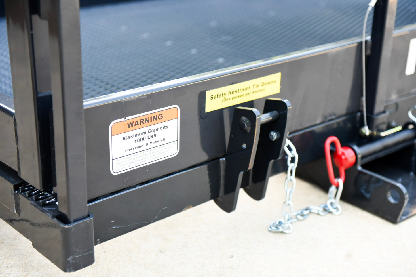 Arrow Work Platform | Model DNWP48 Series | Working Width 48" | 48" To 116" Length | Capacity 1,000 lbs | For Telehandlers