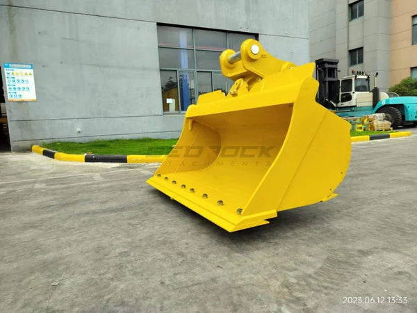 Bedrock Attachments Tilt-Ditch Cleaning Bucket | Width 79-Inch | Capacity 1.23 CU M | Machine Size 20-30 Tons | For Excavator