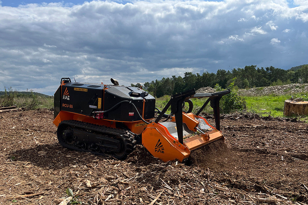 FAE Remote-Controlled Tracked Carrier | Model RCU55 | 56 HP | Up to 55° Slopes | For Forestry