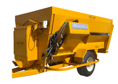 Henke Buffalo 440 Mixer Wagon | 440 Cu Ft | 100–120 HP | For Tractor
