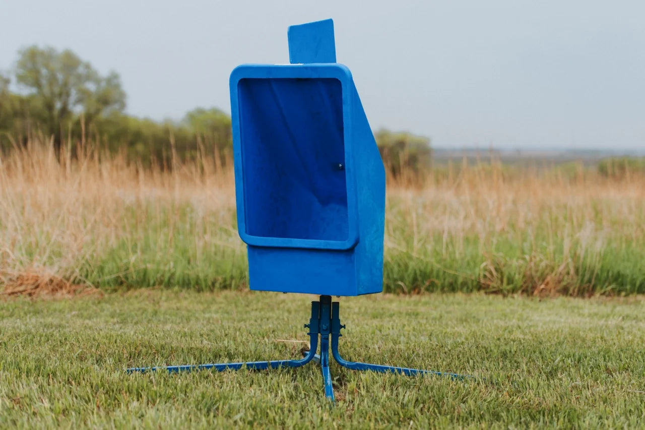 Sydell Salt & Mineral Feeder | #0805 | 4-Leg Base | Capacity 50 lb | For Sheep & Goat Livestock