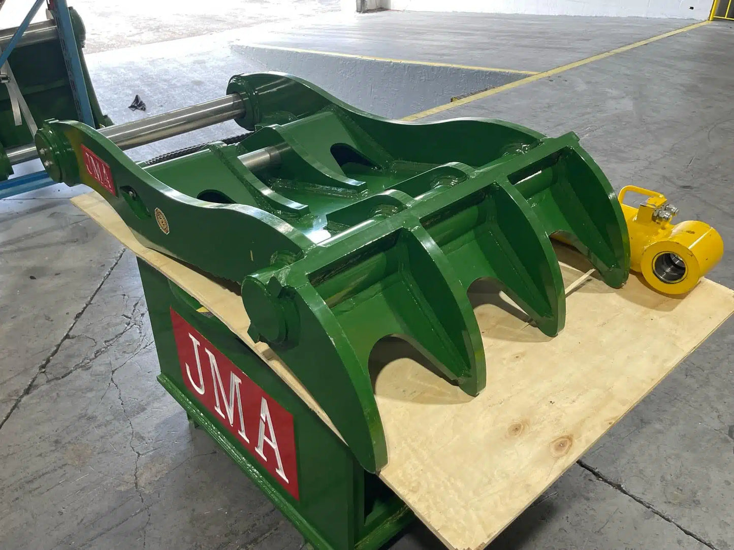 JMA Attachments Main Pin Hydraulic Thumb | Pin Size 80mm | For 16 - 25 Tons Excavators