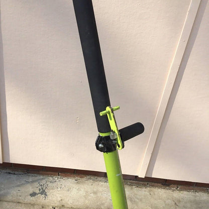 Brush Grubber Single‑Person Ironclad Manual Handled | Capacity 2" Diameter | 360° Rotating Pads