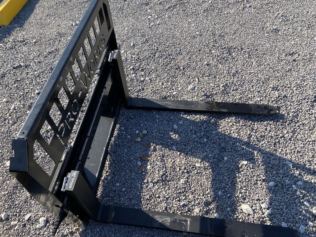 ProWorks 4' Pallet Forks | Fork Length 48" | 15-25 GPM | For Skid Steers