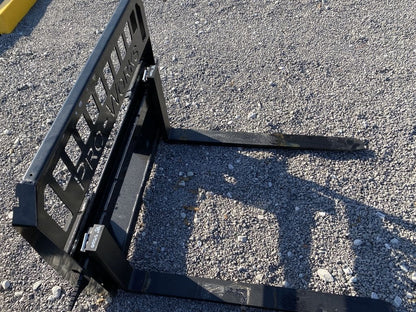 ProWorks 4' Pallet Forks | Fork Length 48" | 15-25 GPM | For Skid Steers