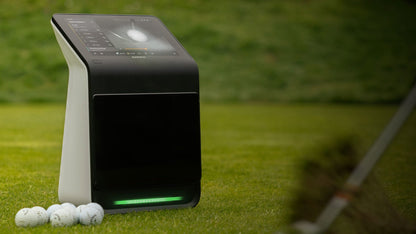 Garmin Approach R50 | Premium Golf Launch Monitor & Simulator | Display Size 10" | Display Resolution 800 x 1280 Pixels