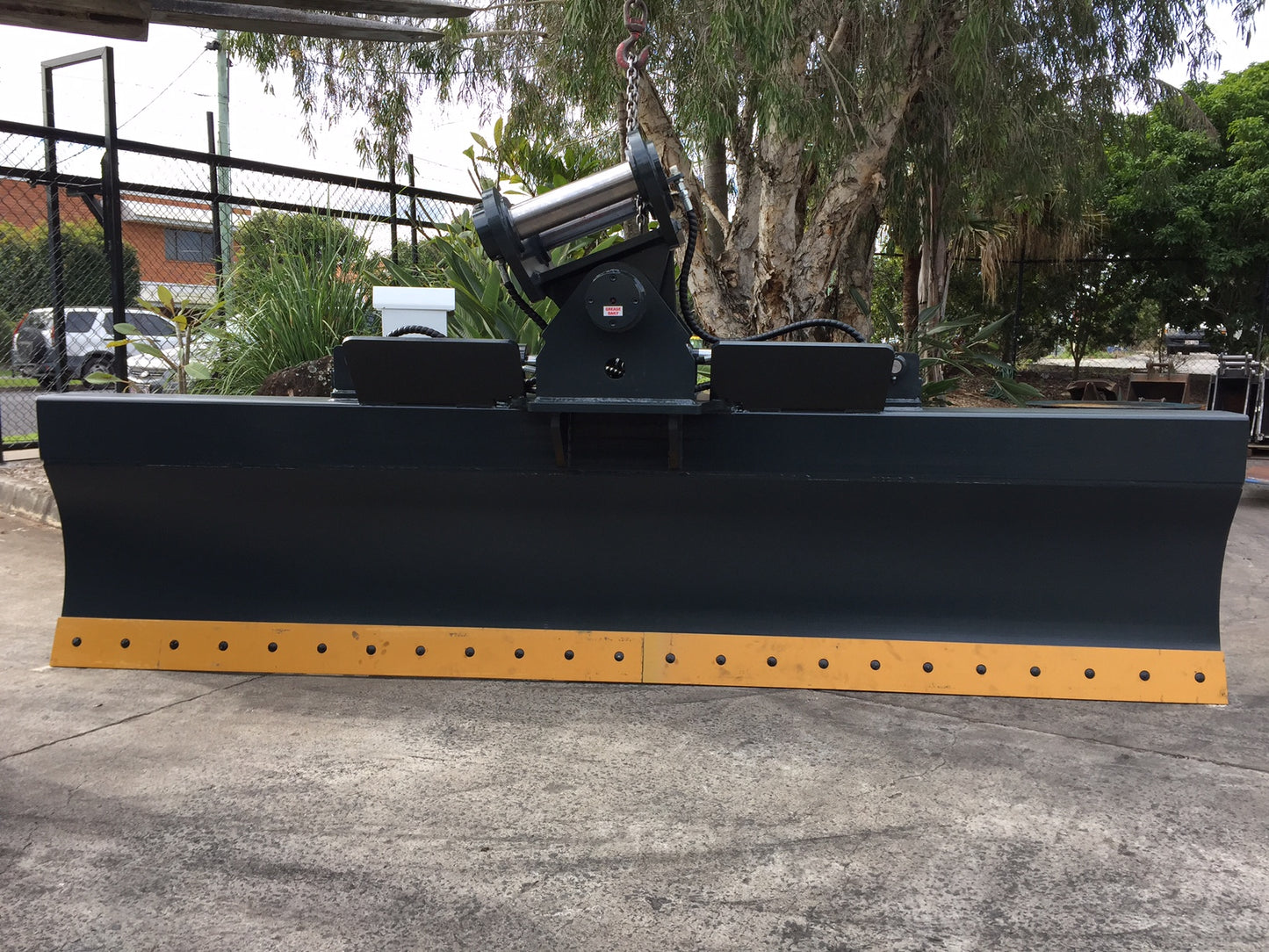 IS ATTACHMENTS 48" TILTING BLADE 30 DEGREES OF TILT ONE CYNLINDER FOR EXCAVATOR