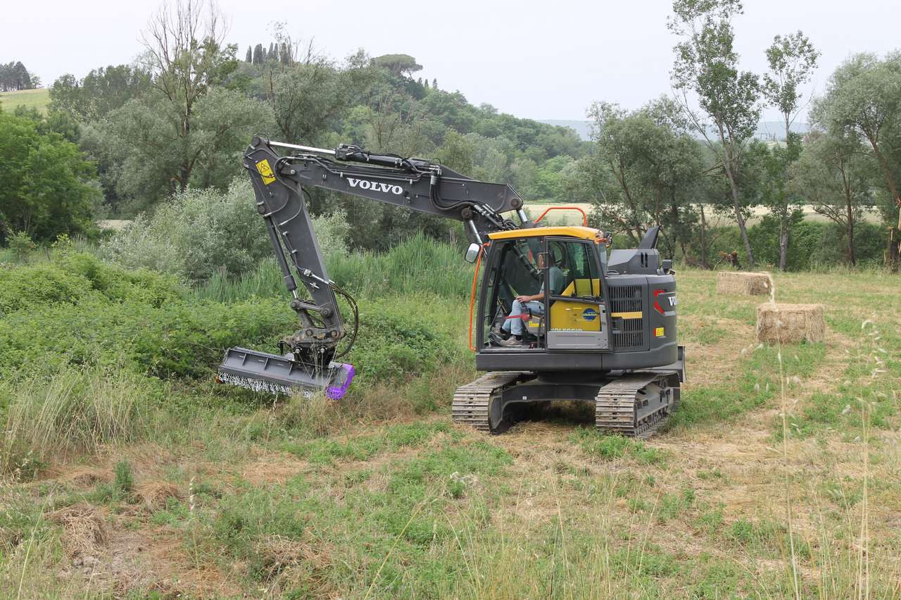 MAZIO FORESTRY TOOLS HEX MULCHER HEAD | T20 SERIES MZ100 & MZ130 MODEL | WORKING WIDTH 39" & 51" INCHES | FOR EXCAVATORS