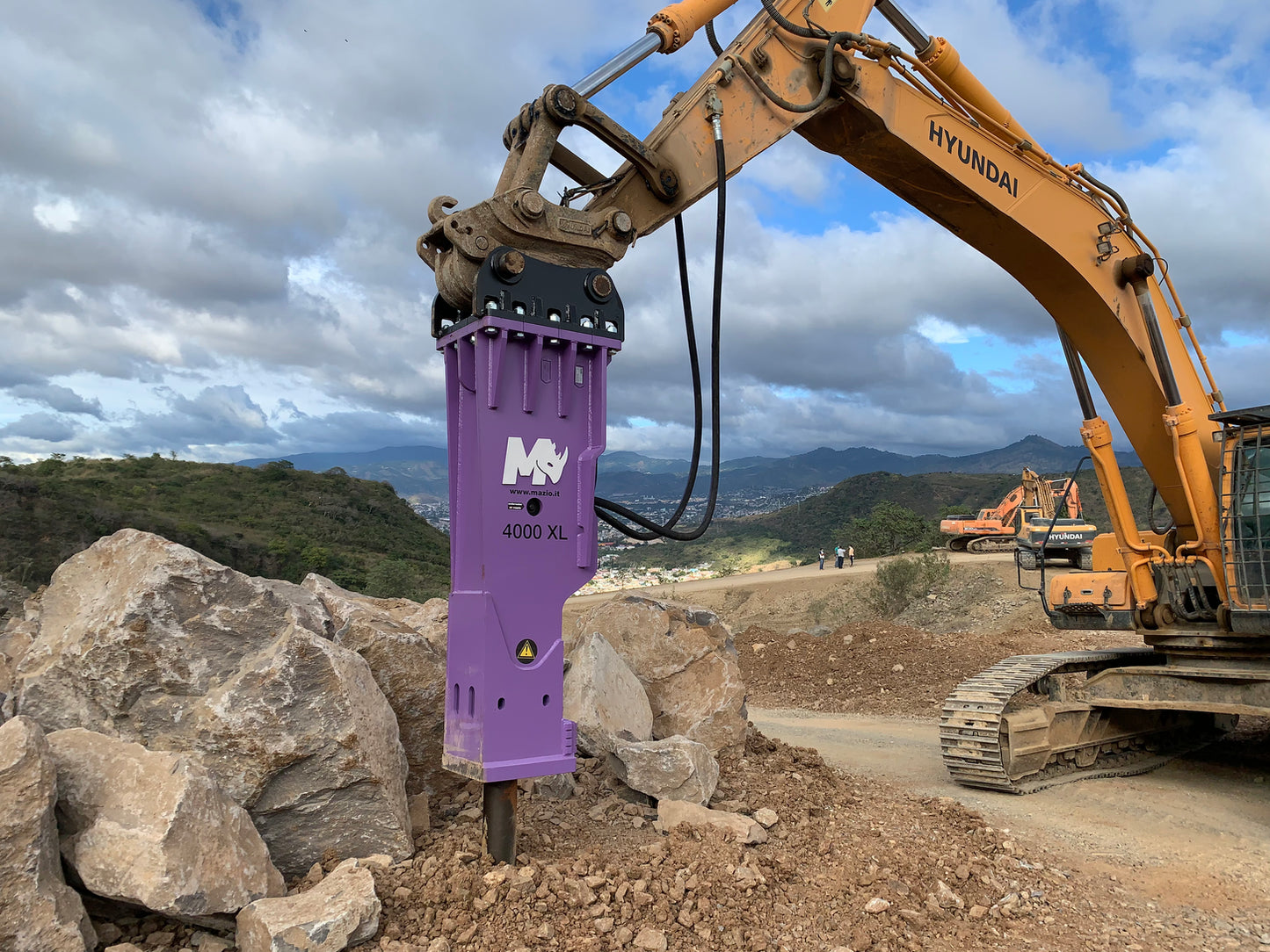 Mazio XL Series Hydraulic Breakers | XL-3000 to XL-10000 Models | Operating Weight 30-140 Ton | For Skid Steers, Excavators & Backhoe