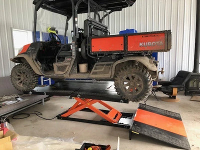 Black Widow Air/Hydraulic UTV & Trike Lift Table Wide | Model UTV-2500-60 Model UTV-2500-64 | Platform Size 64