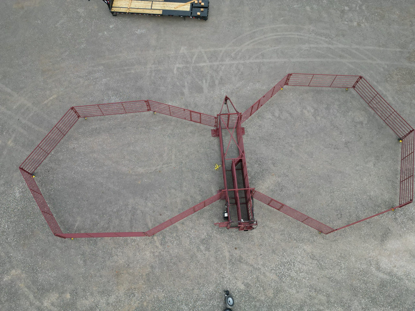 Palco Hydraulic Portable Corral | Model Portable Corral | 100 Cows | Ranch Facilities