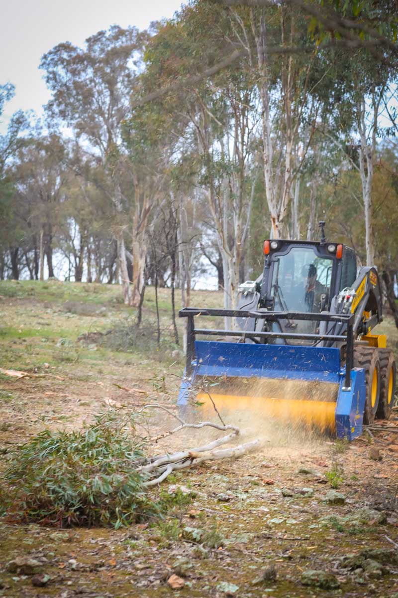 Auger Torque VM40 & VM60 Variable Mulchers With Cutting Teeth For Skid Steer