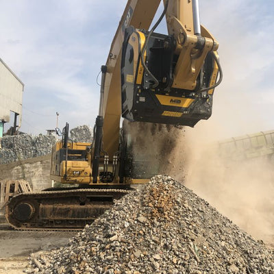 MB Crushers Bucket Crusher | Model BF120.4 S4 | Mouth Opening Width 47