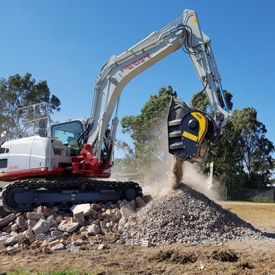 MB Crushers Bucket Crushers | Model BF60.1 S4 | Mouth Opening Width 24