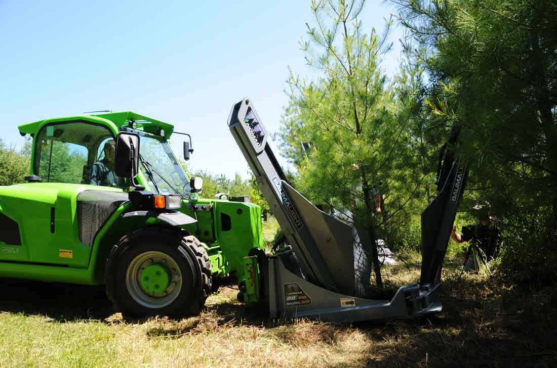 Baumalight Tree Spade | Model SS-330 | Root Ball Diameters 30" | Hydraulic Flow 5 To 20 GPM | For Skid Steers