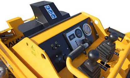 Baumalight Mini Track Loader | Model TRL630Y | Width 40" | Yanmar 22.8 HP | 2-Speed | 10.5 GPM