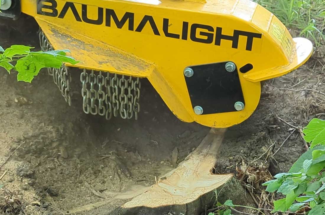 Baumalight Self-Propelled Stump Grinder | Model HGW30 | Width 35" | Rotor Size 19" | 35 HP