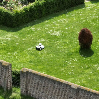 Sveaverken | Lawn Mower | Model Blix Robotic Lawn Mower | Mowing Capacity 4000m² | Cutting Width 260mm | For Residential Lawns & Sloped Terrain