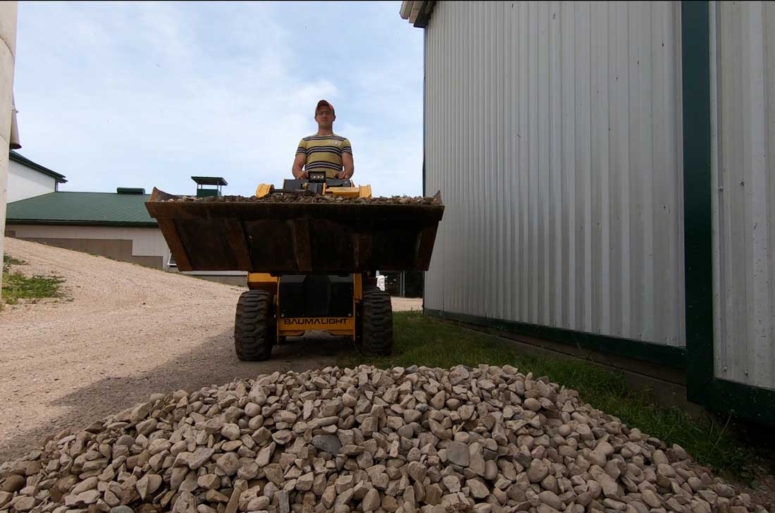 Baumalight Wheeled Mini Skid Steer | Model WRL-58G | Width 38" | Length 62" | Hydraulic Flow Range 11 GPM
