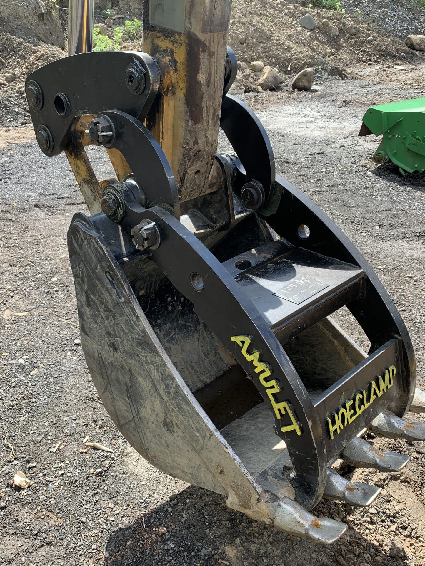 Amulet HOECLAMP Mechanical Full-Motion Thumb | Model CH150 | 1.25" Arm | Machine Size 14-24 Tons | For Excavator & Backhoe
