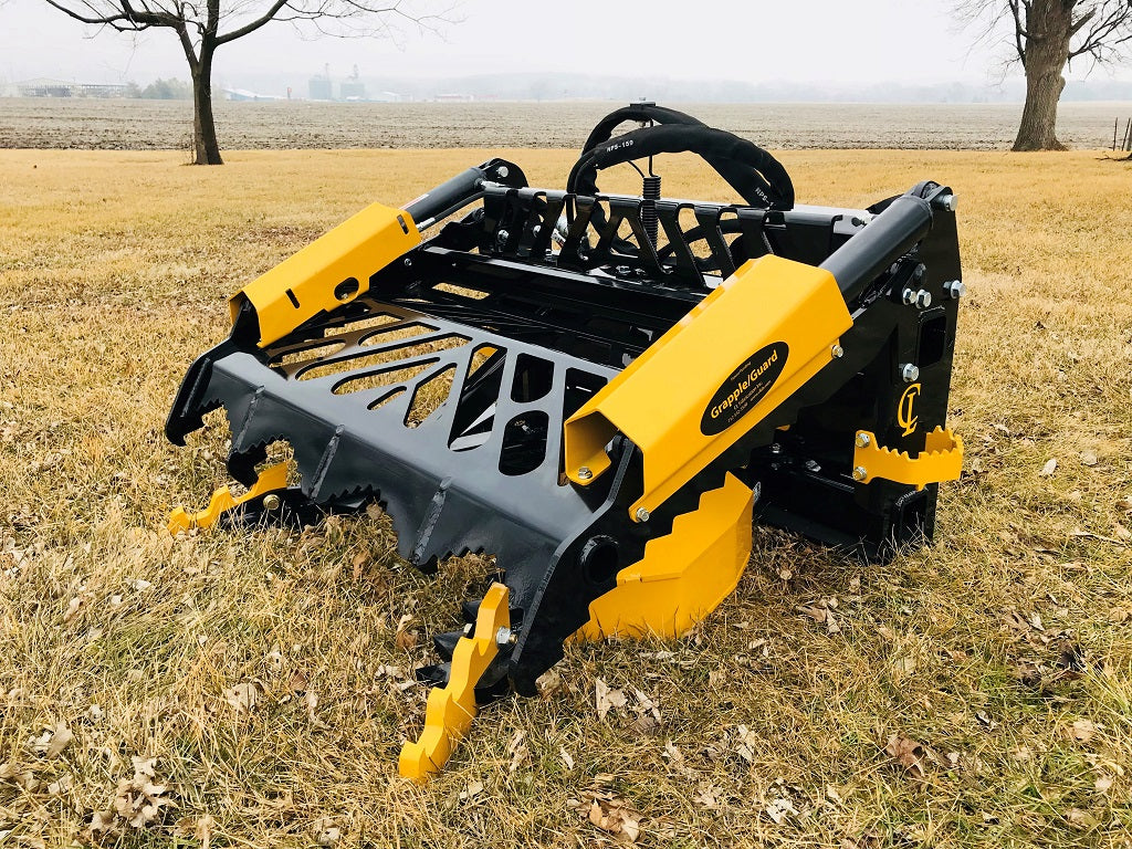 CL Fabrication EZ Puller Grapple/Guard | Width 48" inches | Oil Flow Range 15-25 GPM | For Skid Steer