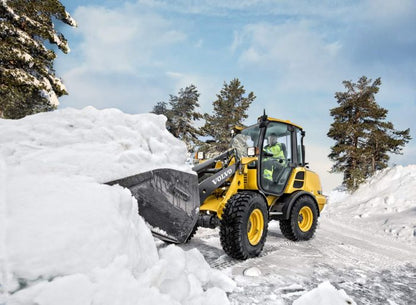 Top Dog Attachments Snow Blade | Width 66" | Weight 510-545 lbs | Horsepower 30-70 HP | Snow Removal | For Tractors