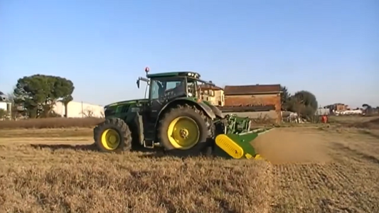 Celli Folding Corn Stalk Chopper (Folds to 8') | Scorpio/P Series | Working Width 13' 2" & 14'8" | HP 100-180 | For Tractor