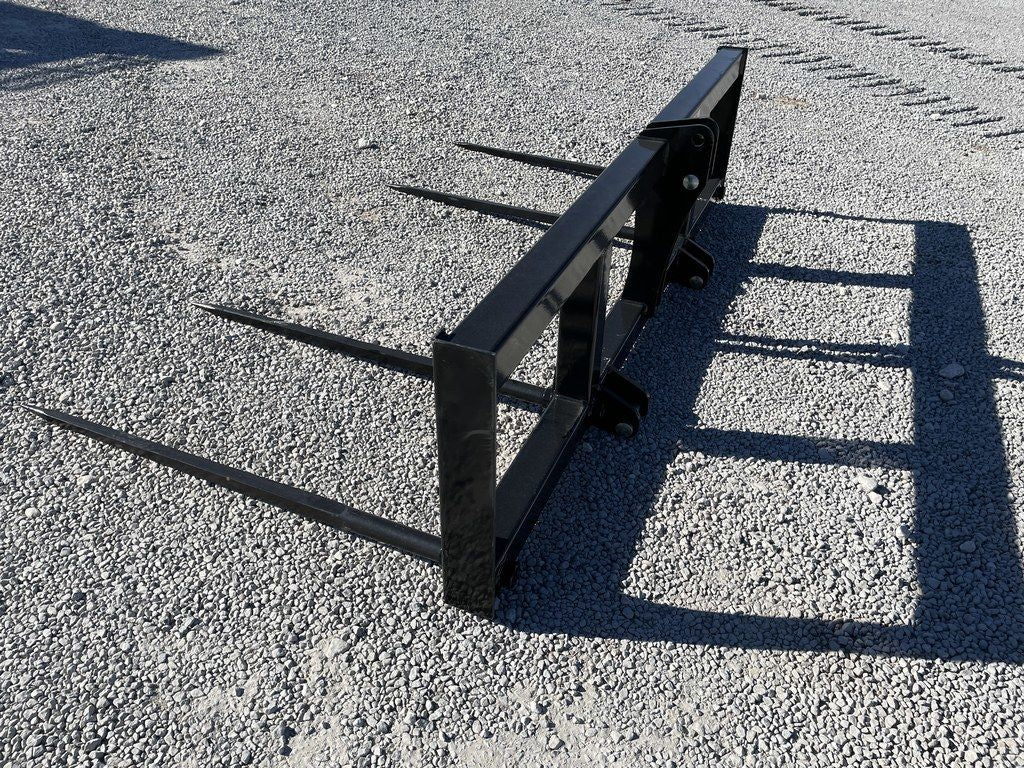 DH Farm 4‑Spear Bale Spear Attachment | 50–90 PTO HP | 3‑Point Hitch | For Tractors