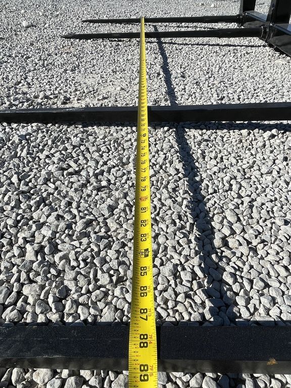 DH Farm 4‑Spear Bale Spear Attachment | 50–90 PTO HP | 3‑Point Hitch | For Tractors
