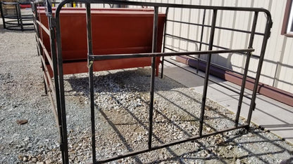 DH Farm 800 Calf Creep Feeder w/ Panels | Capacity 800 lbs | 4′ Tall × 6′ Long