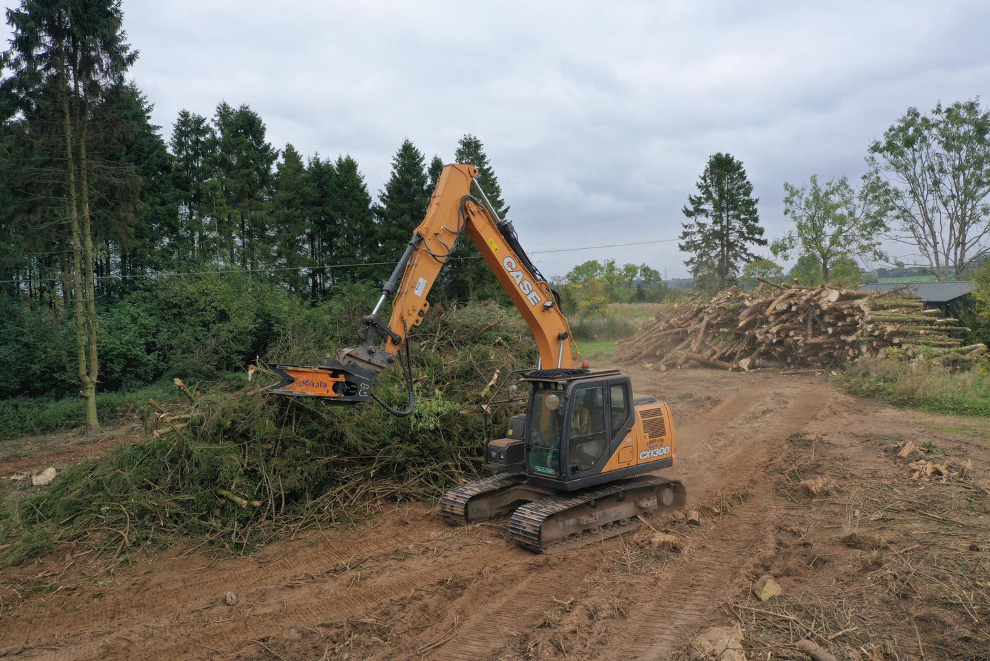 MDE Machinery | Tree Shear With Buncher | Model Koala 150T To Koala 550T | Cutting Capacity 6" To 21.5" Inches | Machine Size 1.5-40 Ton | For Excavator