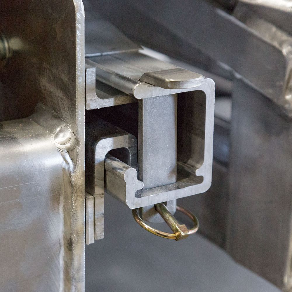 Heavy Duty Ramps Dunnage Rack | Model DR-102-24-11 | Size 102" L x 24" W x 11" H | 1,000 lb. Capacity | Horsepower 23 HP | For Step Deck & Flatbed Trailers