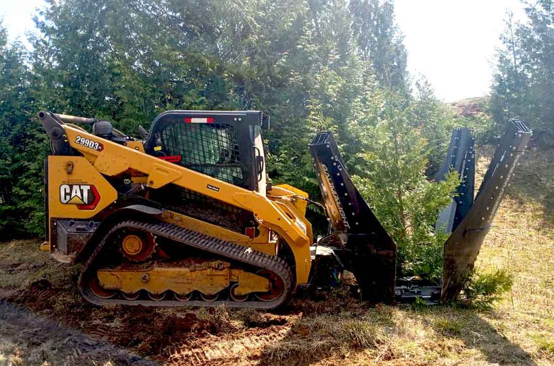 Baumalight Industrial Tree Spade | Model DR-444 | Ball Attachment Size 44" | Horsepower 80-90 HP | Hydraulic Flow 5-20 GPM | For Tractors & Skid Steers