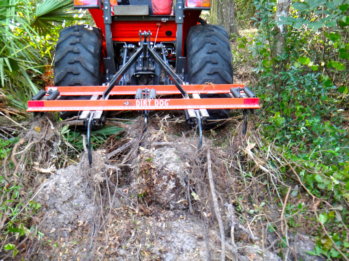Northstar Attachments Tire Track Ripper Subsoiler | Model R2 Series | Beam Width 55" to 72" | 45–80 HP | For Tractor