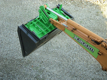 Amulet XBoom Coupler System | Model XB Series (XB15–XB60) | Adapter Width 24" To 44" | 1 To 8 Tons | For Excavators