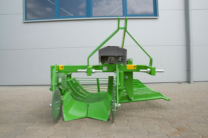 Bomet Ursa 1-Row Vibrating Potato Digger | Width 21" | 10 HP | For Tractors