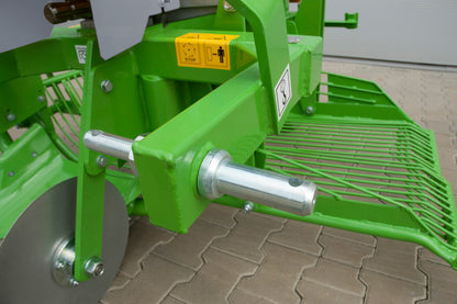 Bomet Ursa 1-Row Vibrating Potato Digger | Width 21" | 10 HP | For Tractors