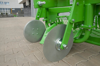 Bomet Ursa 1-Row Vibrating Potato Digger | Width 21" | 10 HP | For Tractors