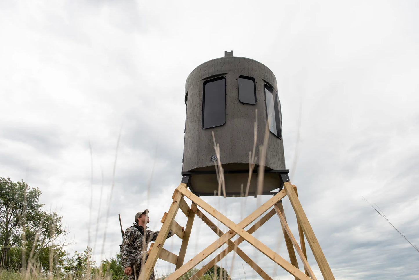 Bank Outdoors Stump 3 360° Phantom Blind | Model ST3360PH | Diameter 64" | UV‑Stabilized Polyethylene | For Universal Hunting Setup