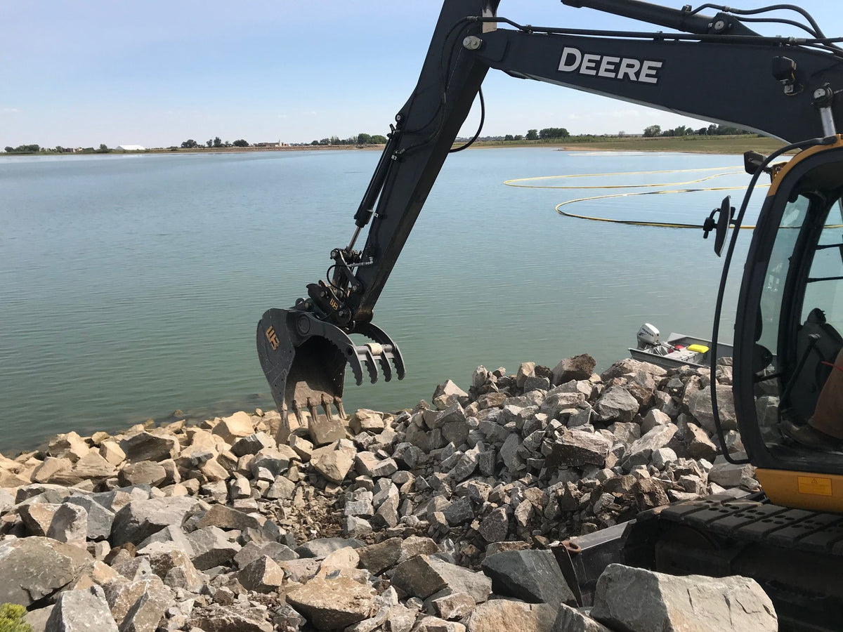 Werk-Brau HydraGrip Bucket | Heavy-Duty | Width 30 To 72" | 2–75 Tons | For Excavators