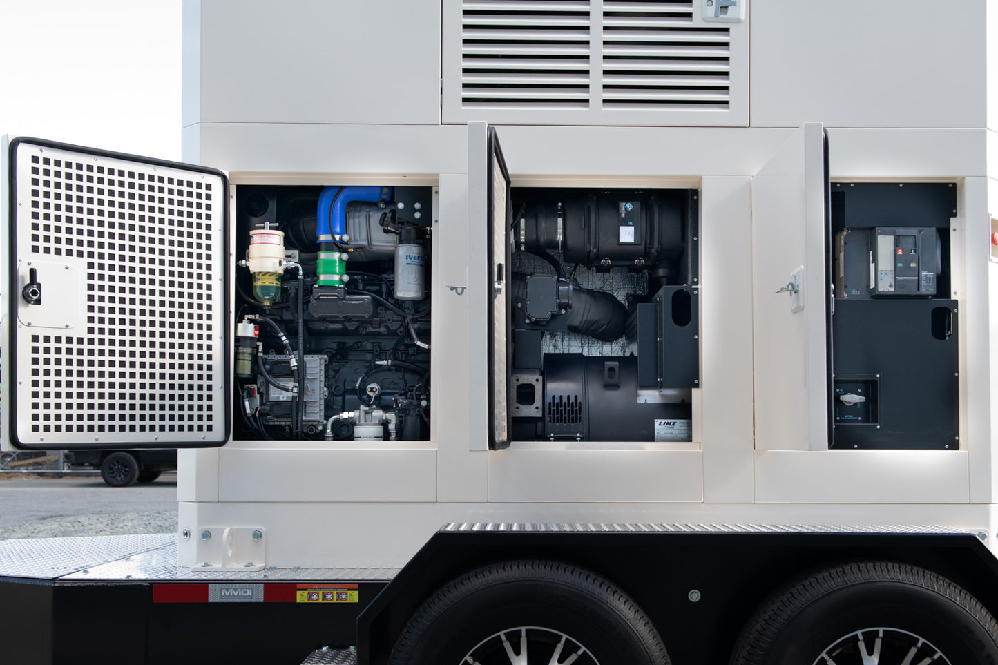 TecnoGen Movie Master Series 184 kW FP1600FQ-S Generator