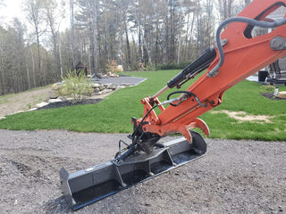 Skeer FixBeam Grader Attachment | Width 8.4′ | 15–20 GPM | Quick Attach | For Skid Steers