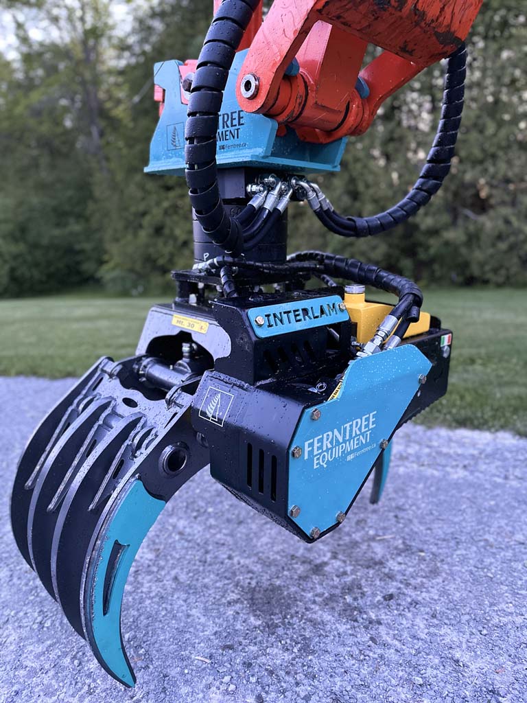 Ferntree EagleClaw Grapple Saw & THUMM Rotator | Model UNI 1.1 – 1.7 | Height 38"–68" | Jaw Depth 17"–27" | Machine Size 1.5–20 Tons  | For Excavators